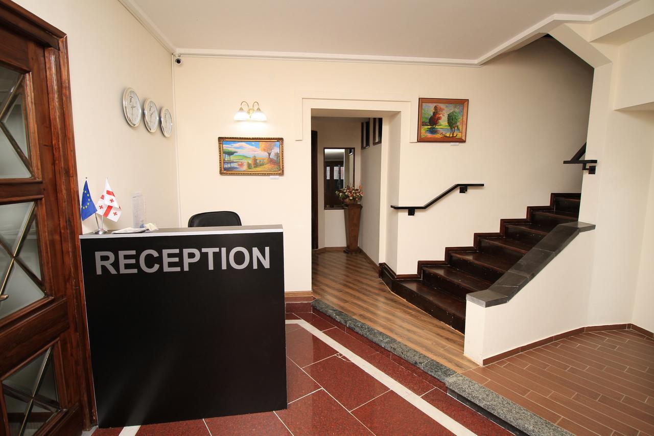 Tiflis House Hotel Buitenkant foto